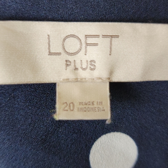 LOFT Blouse - Picture 6 of 7